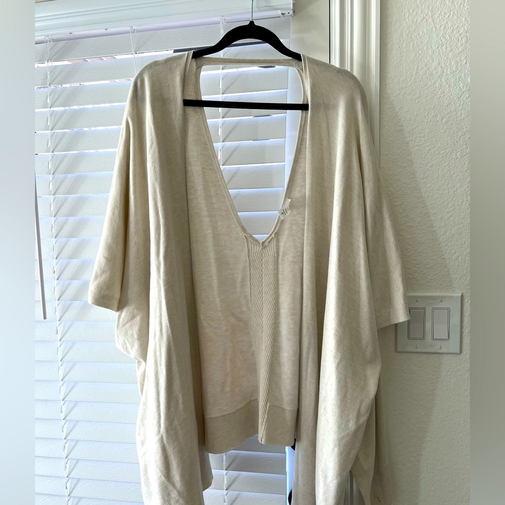 Lululemon Beige One Size Wrap